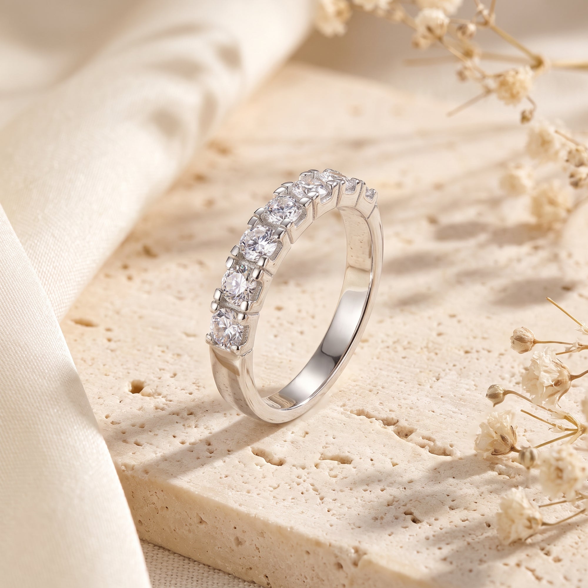 La Bague Evadienne