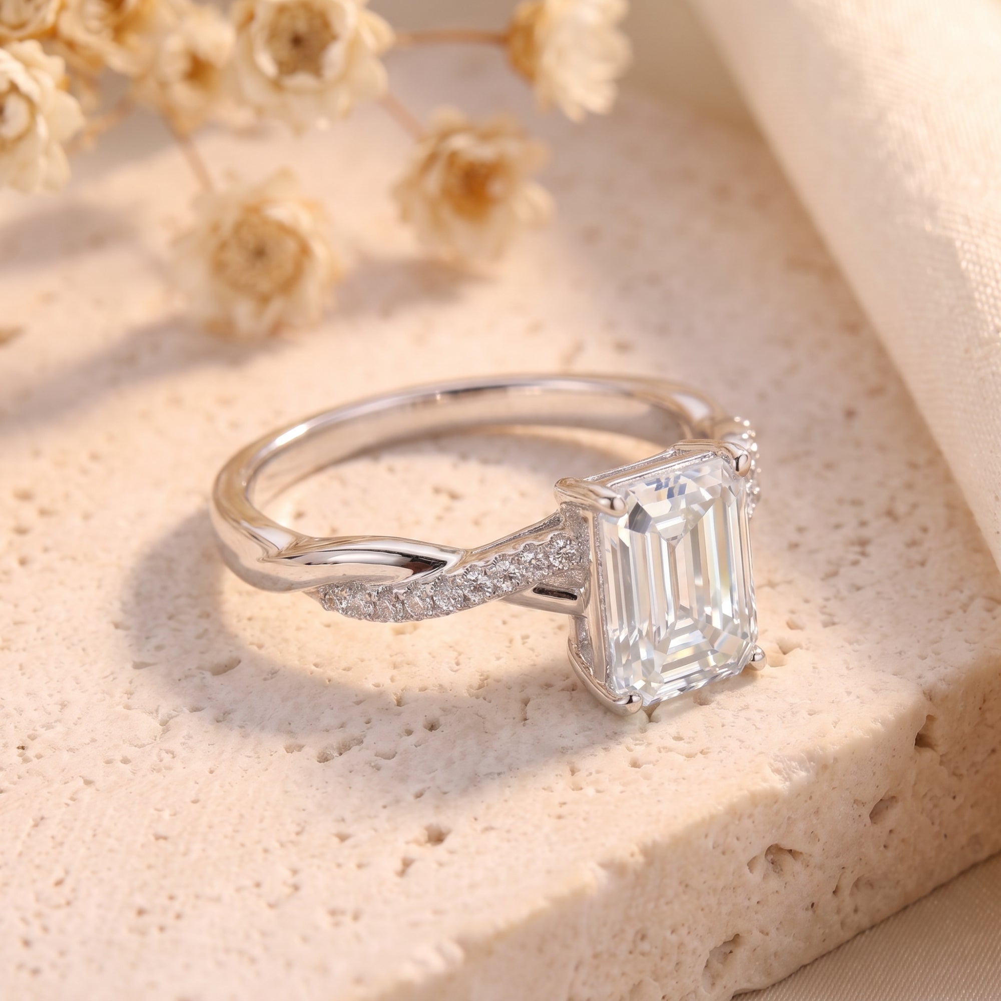 La bague Cecily
