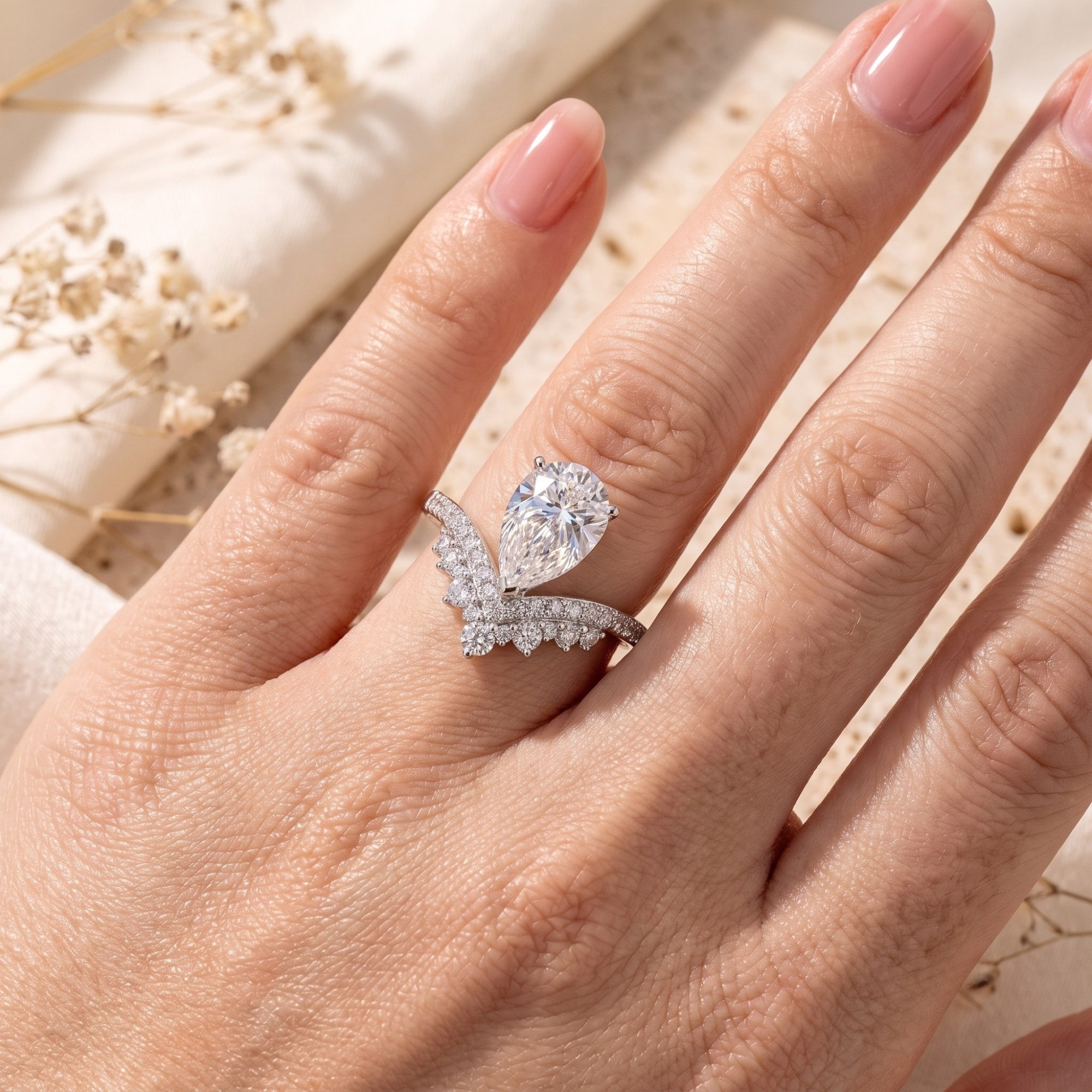La bague Catherine Wishbone