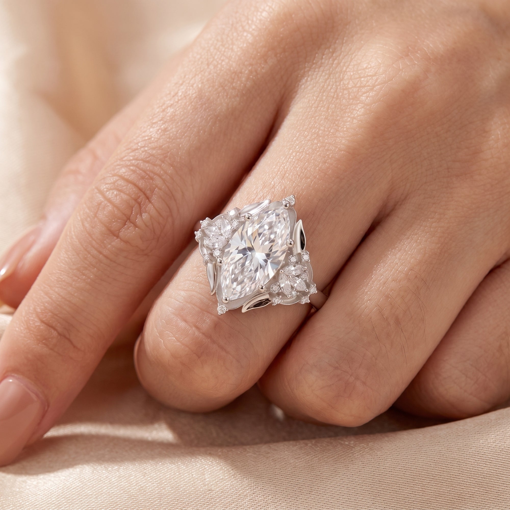 La Bague Thara