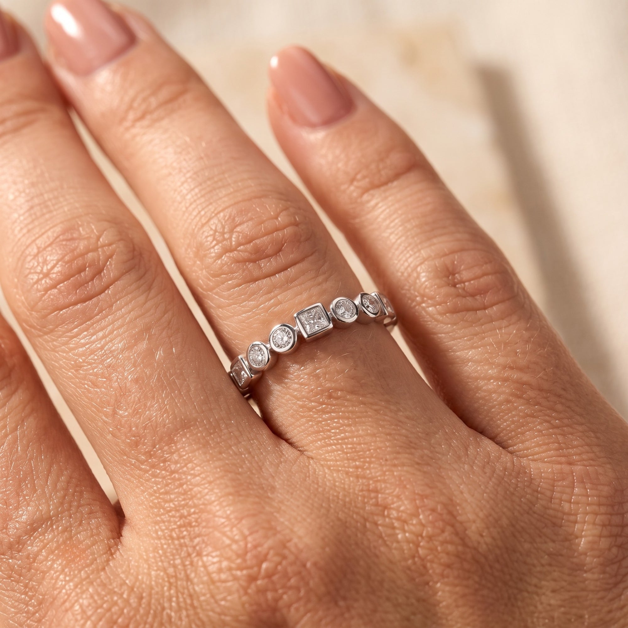 The Evelienne Ring