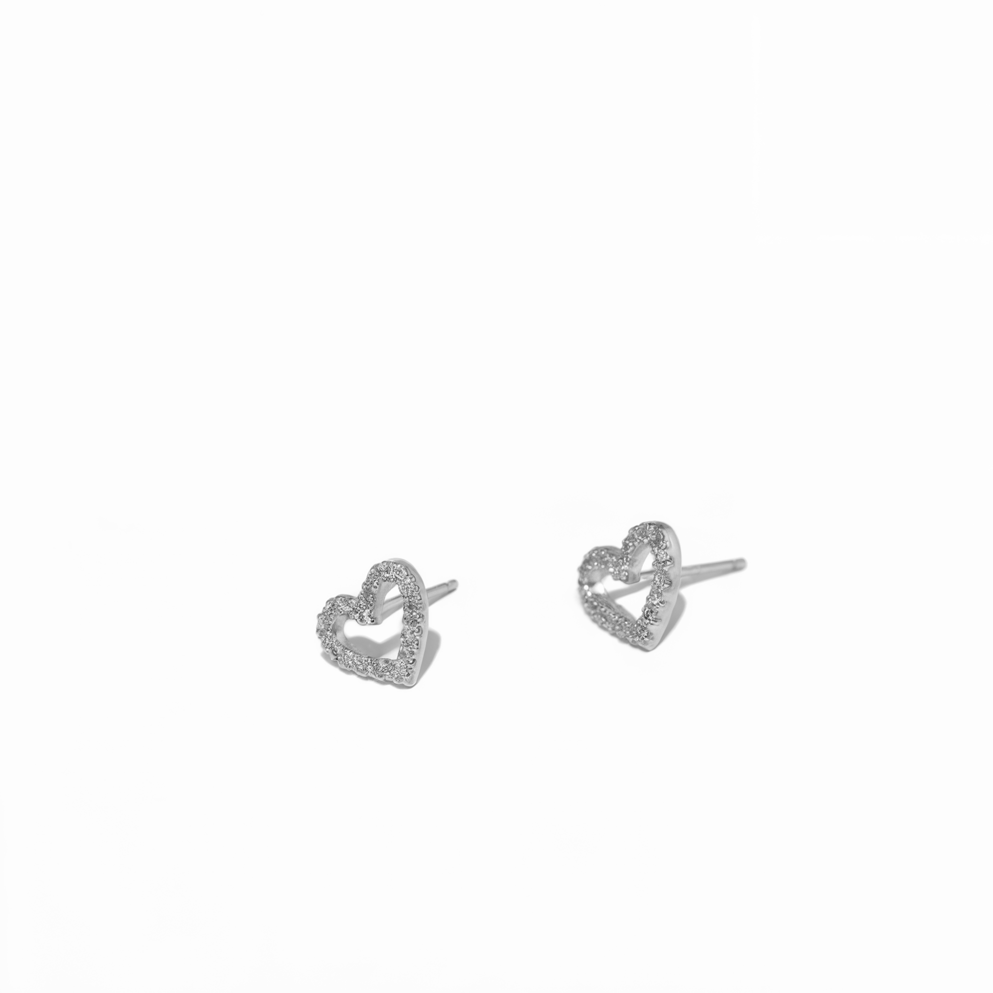 Boucles d'oreilles classiques cœur argent