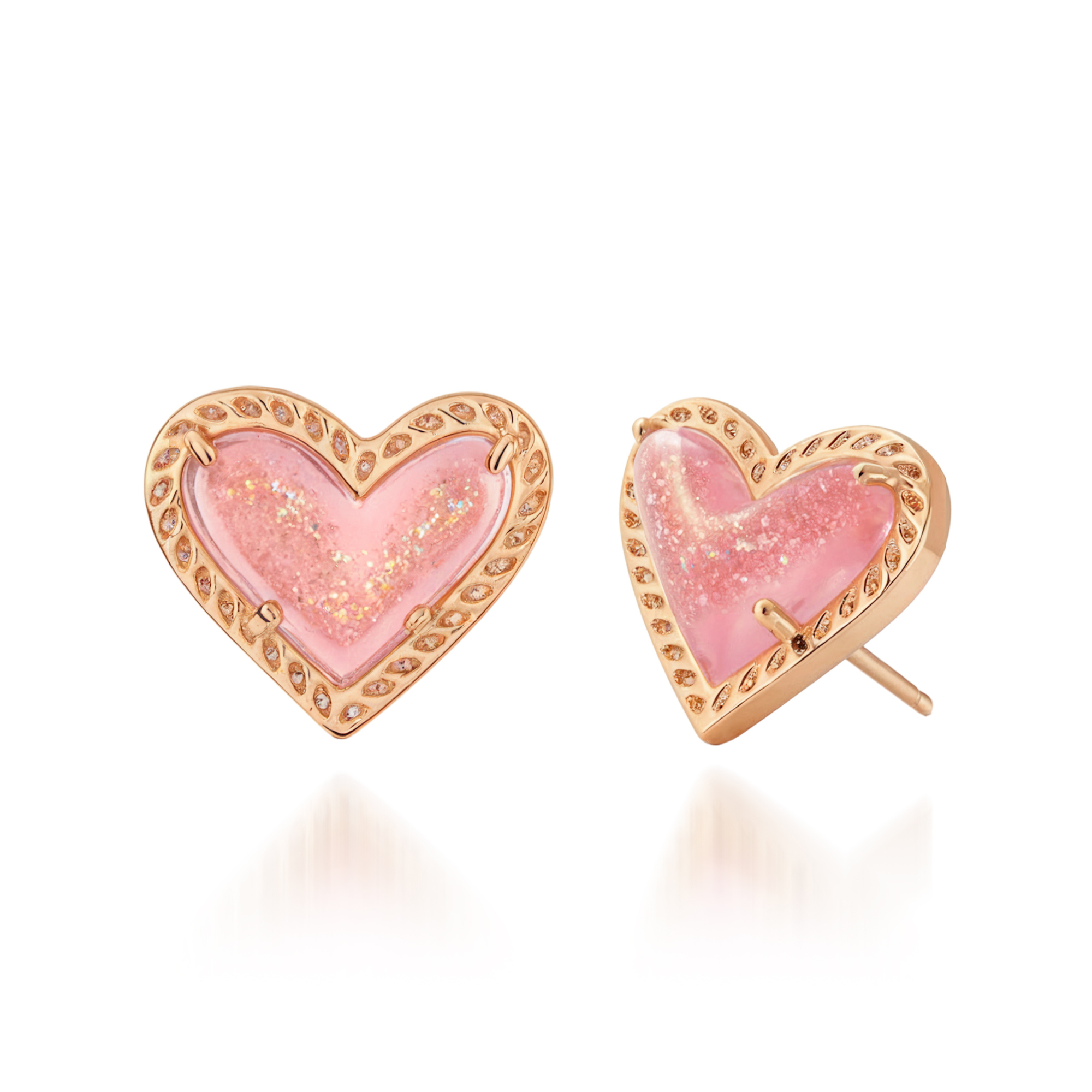 Boucles d'oreilles à clous cœur rose scintillant