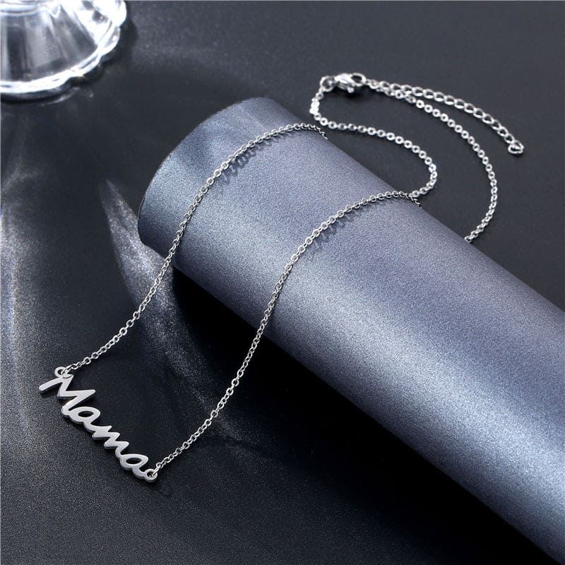 Collier Pendentif Mama Script - Acier Inoxydable