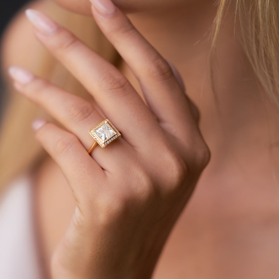 The Olivia - Gold
La Olivia - Or