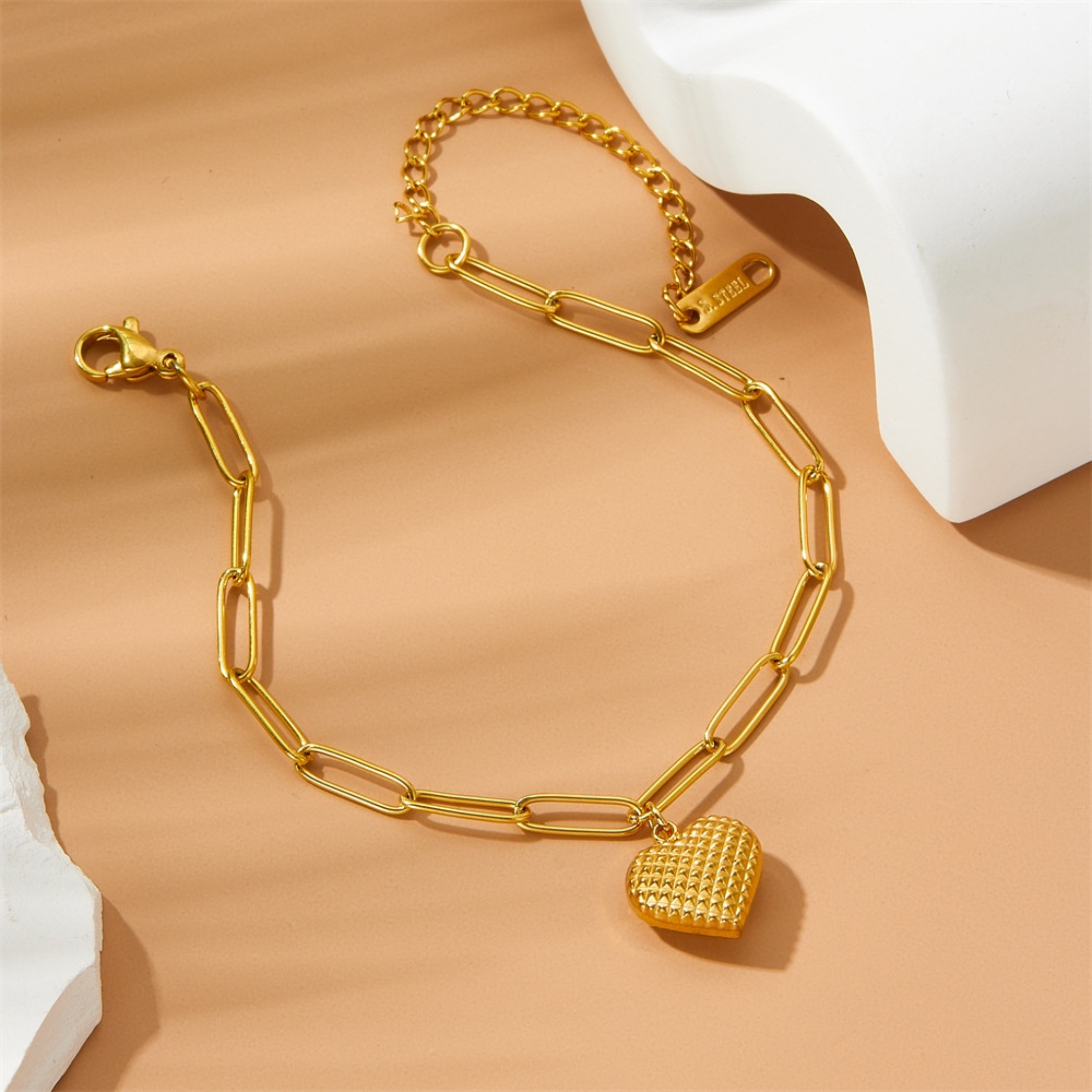 Bracelet Cœur en Trombone Or