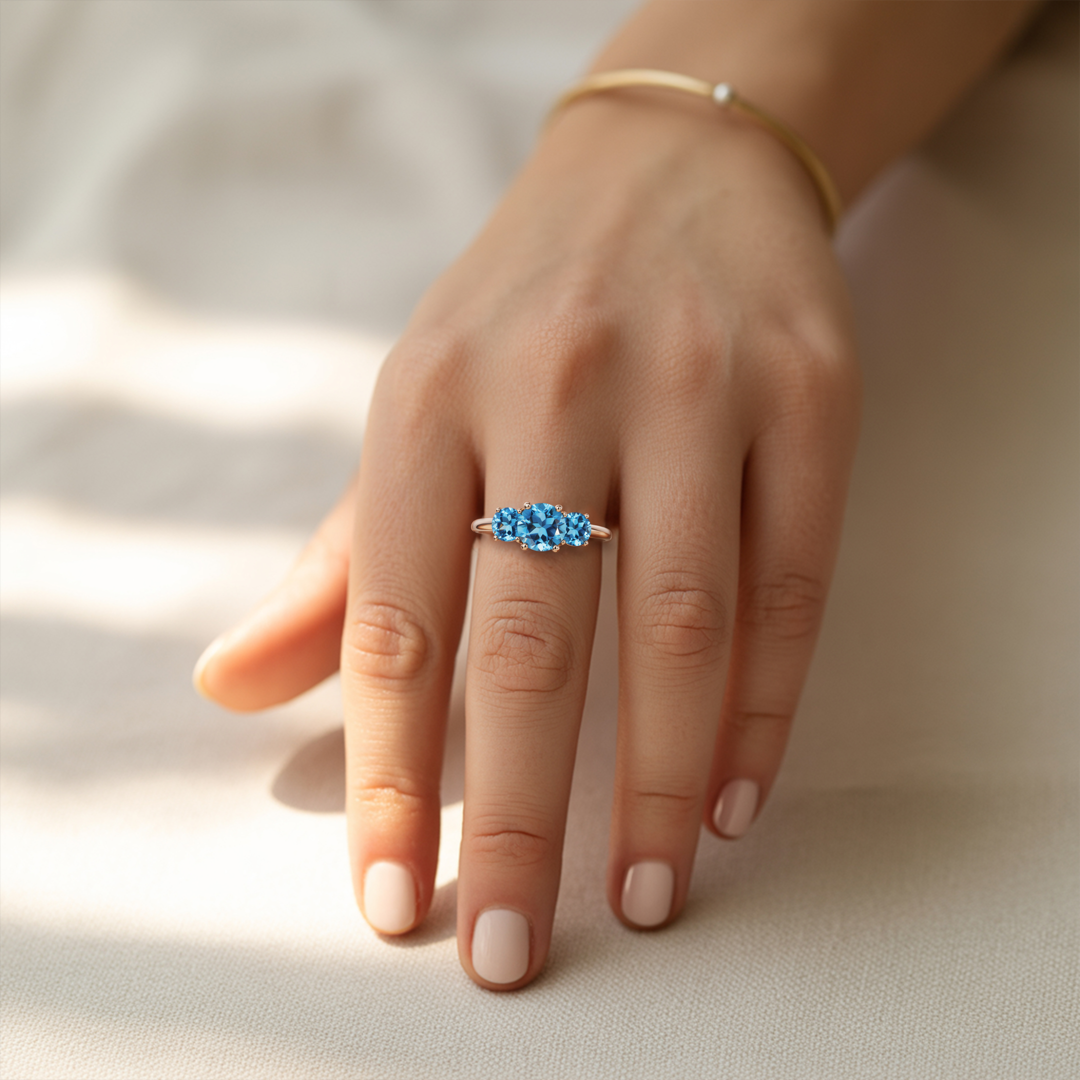 La Bague Bethany - Moissanite Trois Pierres