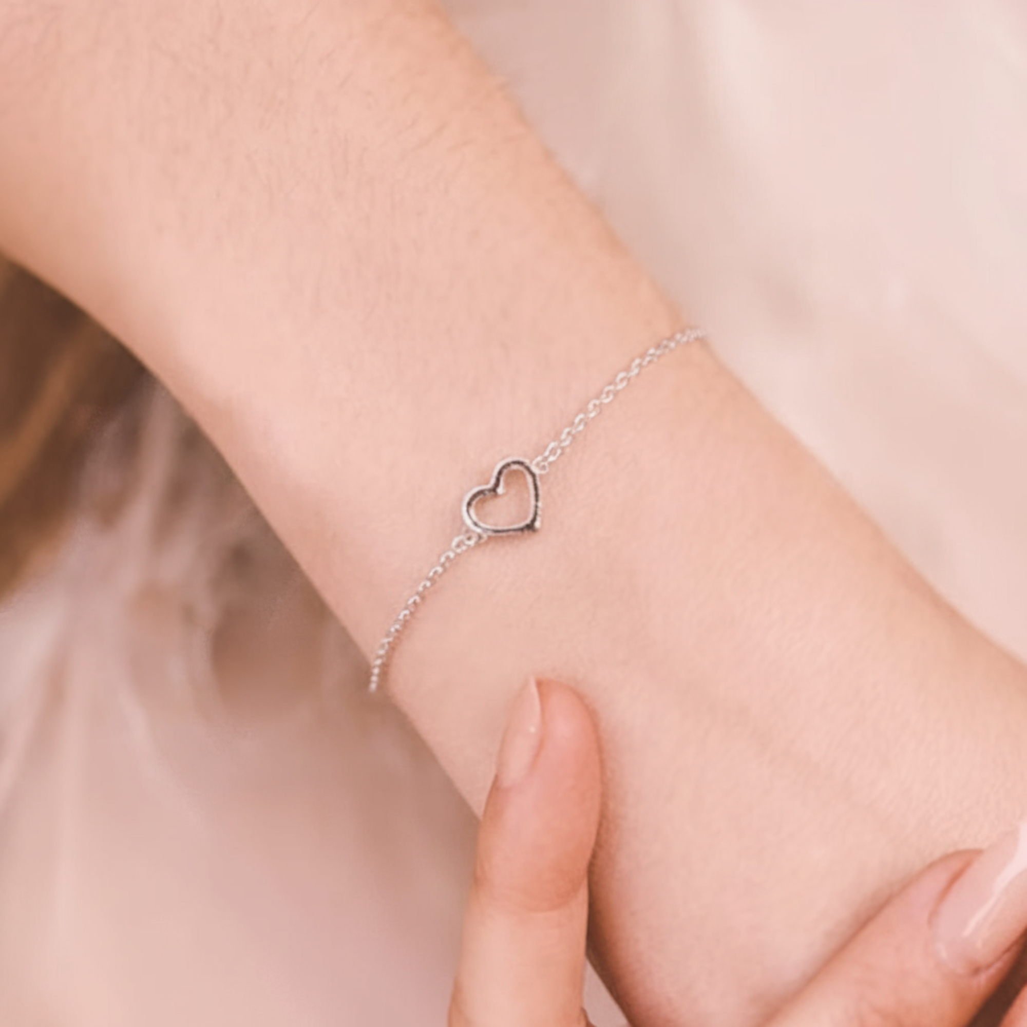 Bracelet Lien Coeur Adorable