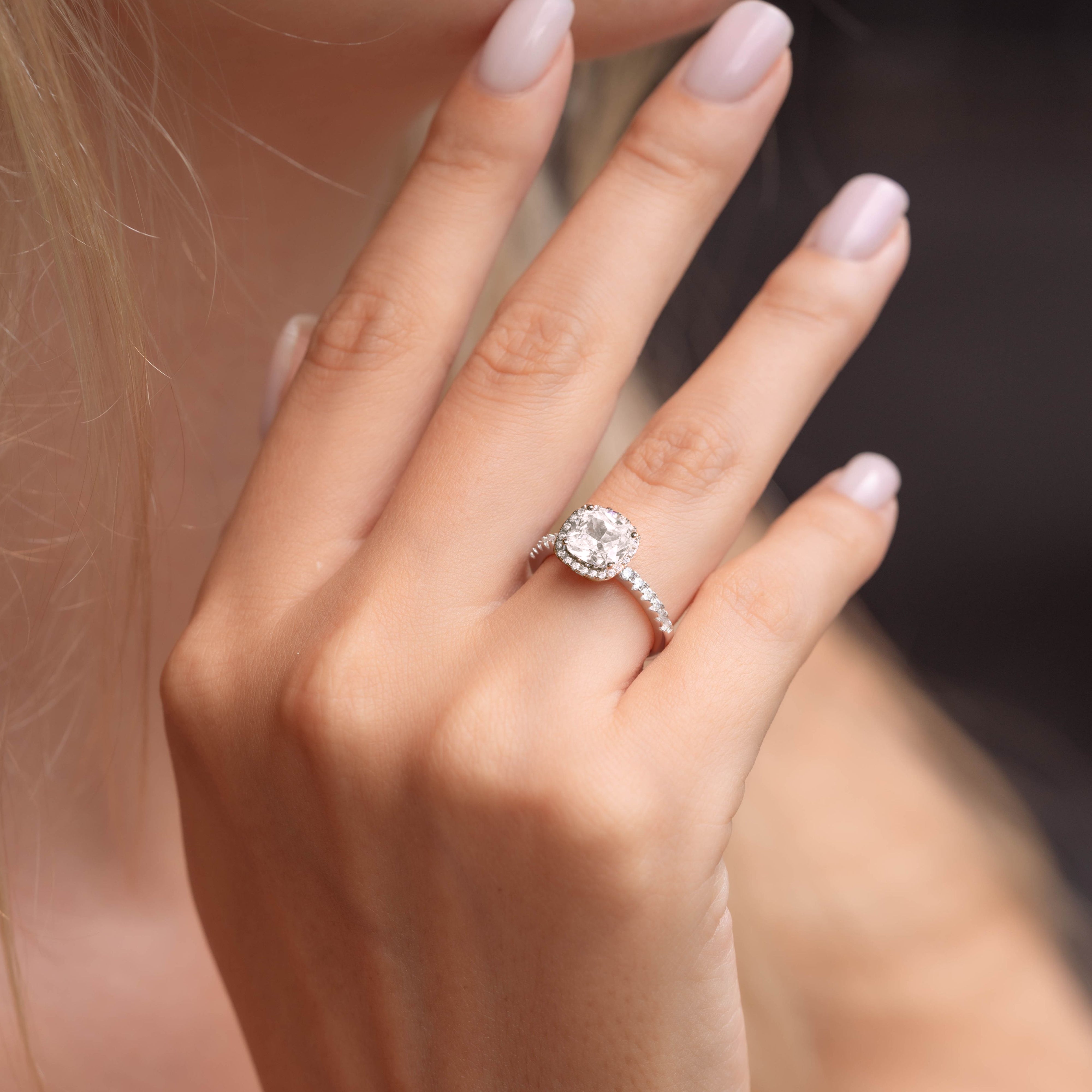 Le Regal - Moissanite