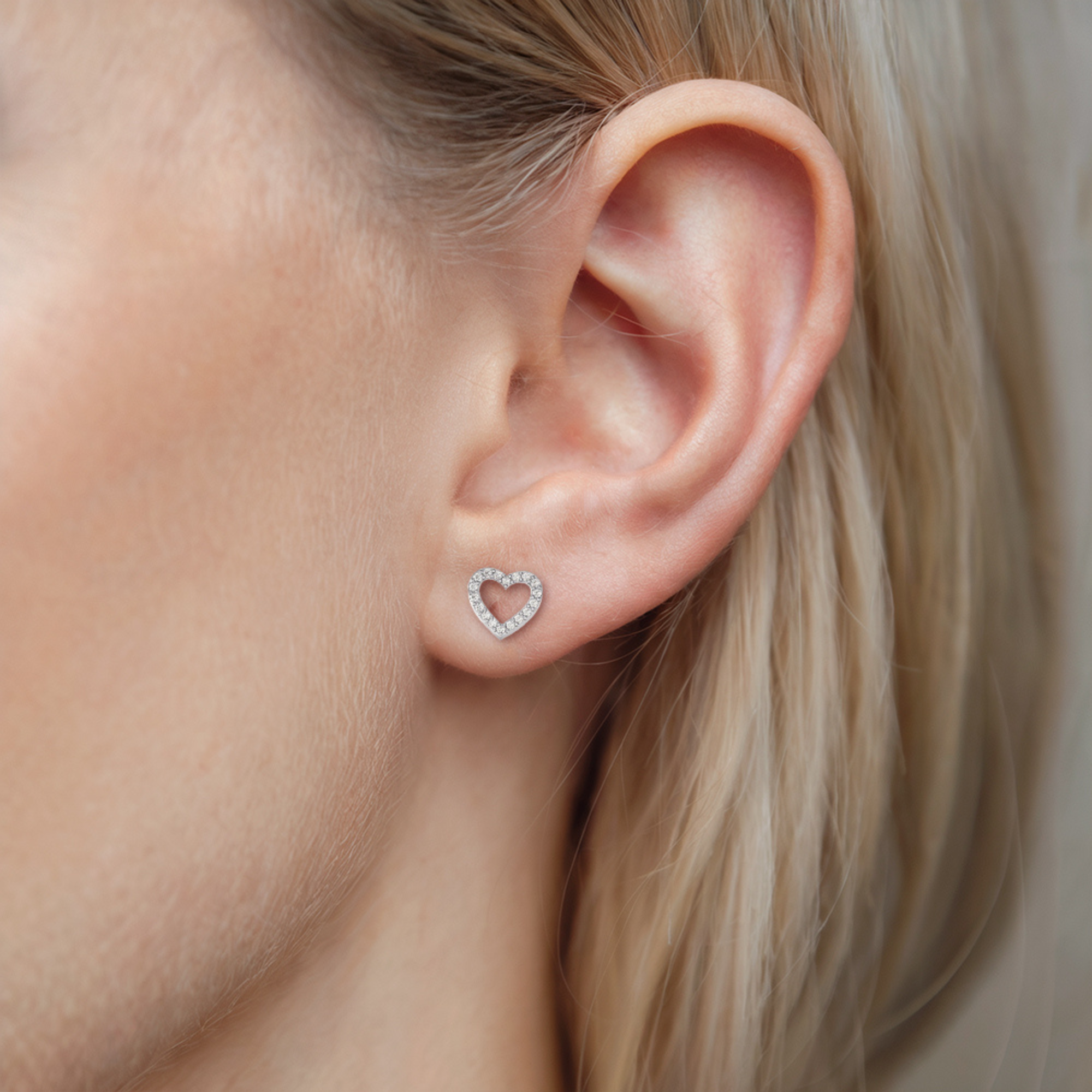 Boucles d'oreilles classiques cœur argent