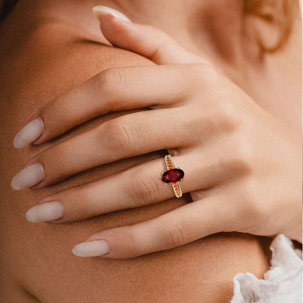 Élégance Pourpre : Bague Éternité Ovale - Vermeil Or 18K
