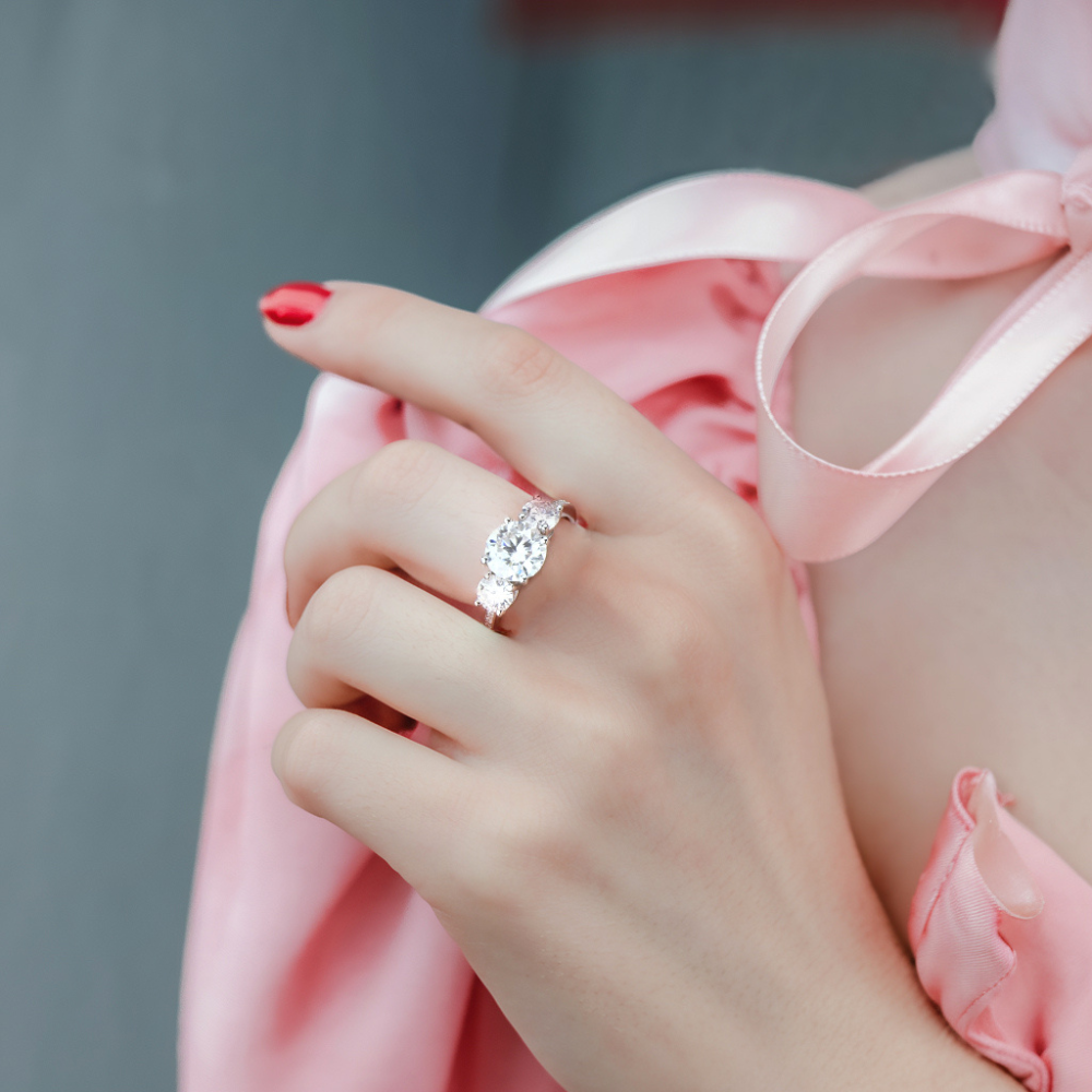 Bague Moissanite 3 pierres, taille ronde, 2CT