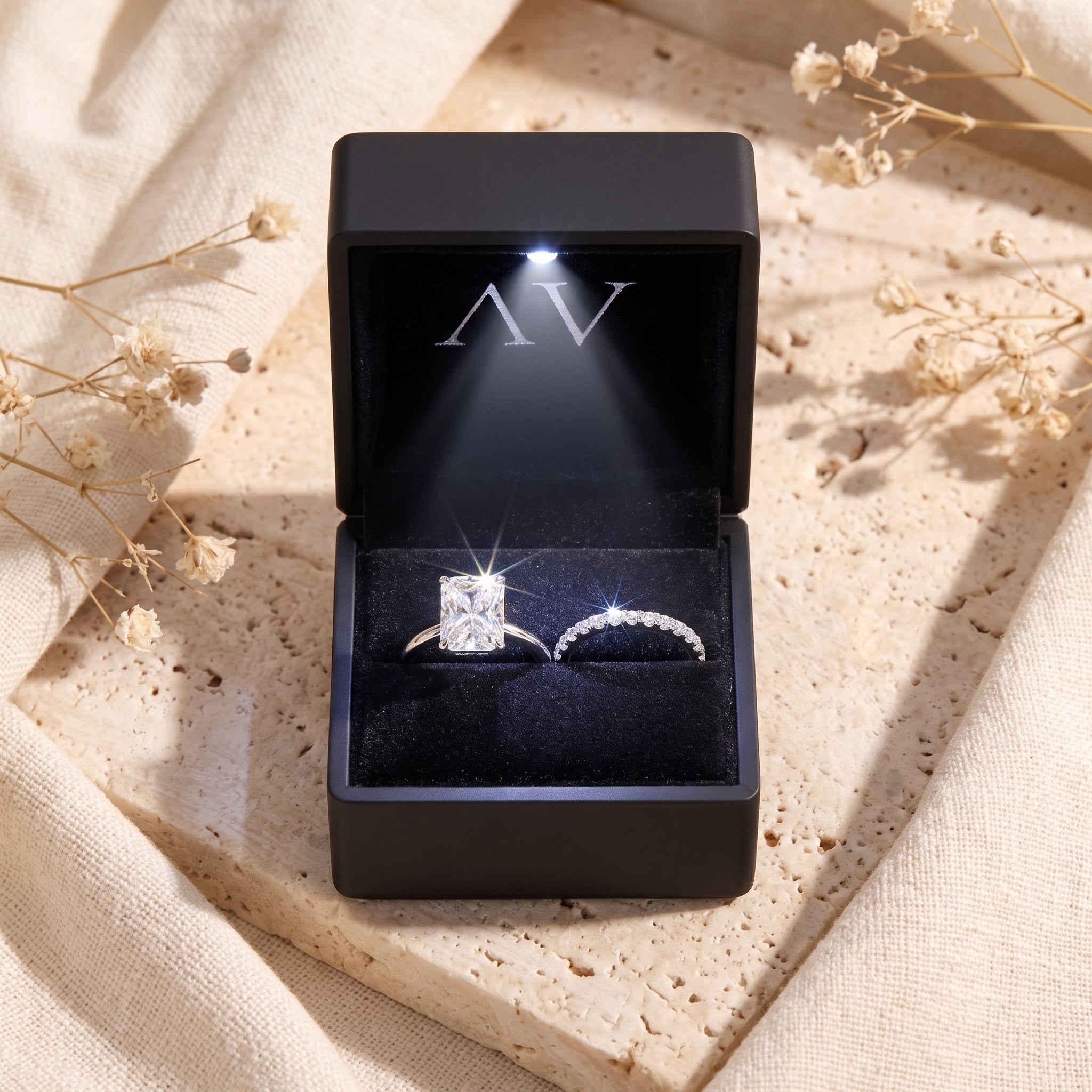 YLQ4605-rings - Premium LED Gift Box Presentation