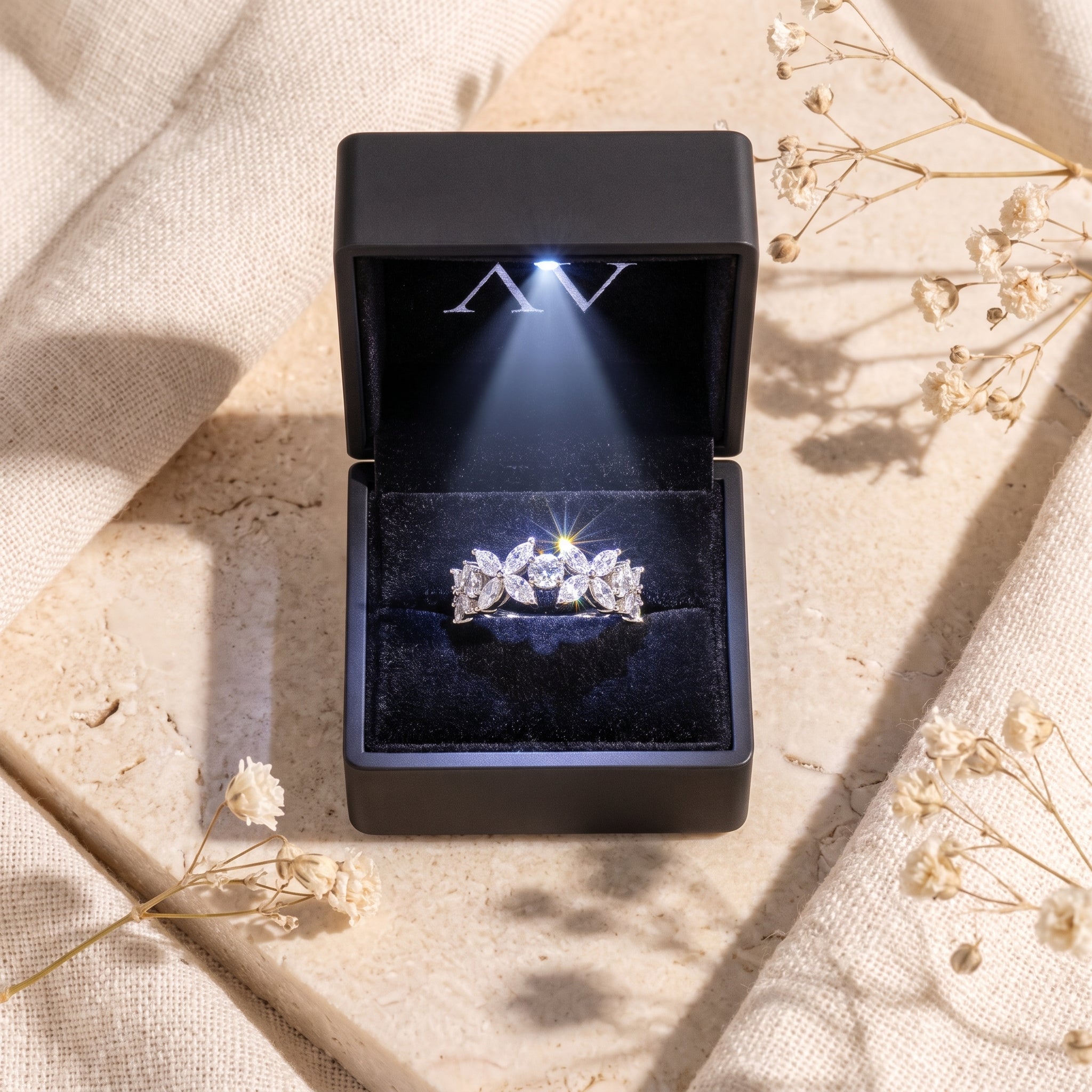 YLQ4864-rings - Premium LED Gift Box Presentation