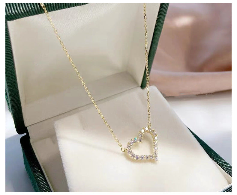 Pendentif cœur pavé de diamants