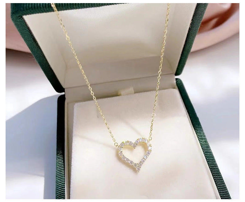 Pendentif cœur pavé de diamants