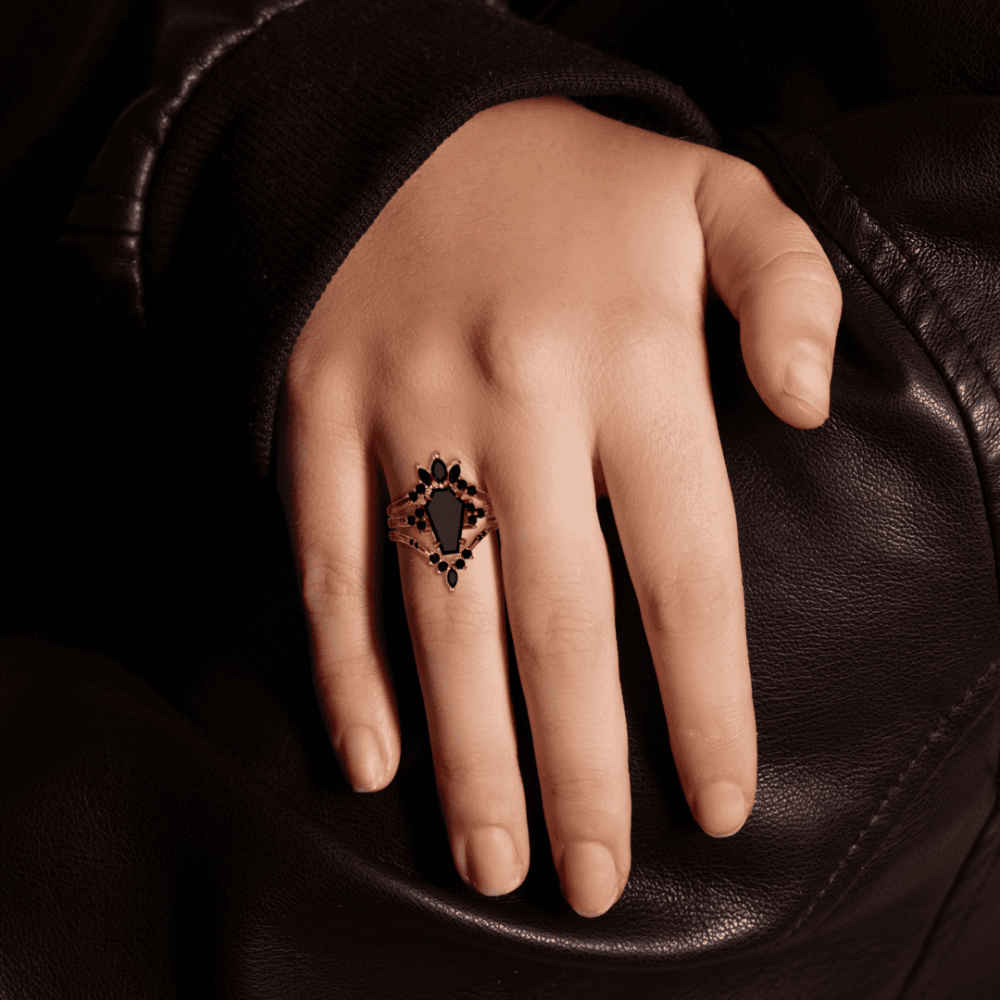 Twilight Mistress - Bague Gothique Élégance avec Diamants Noirs Éthiques