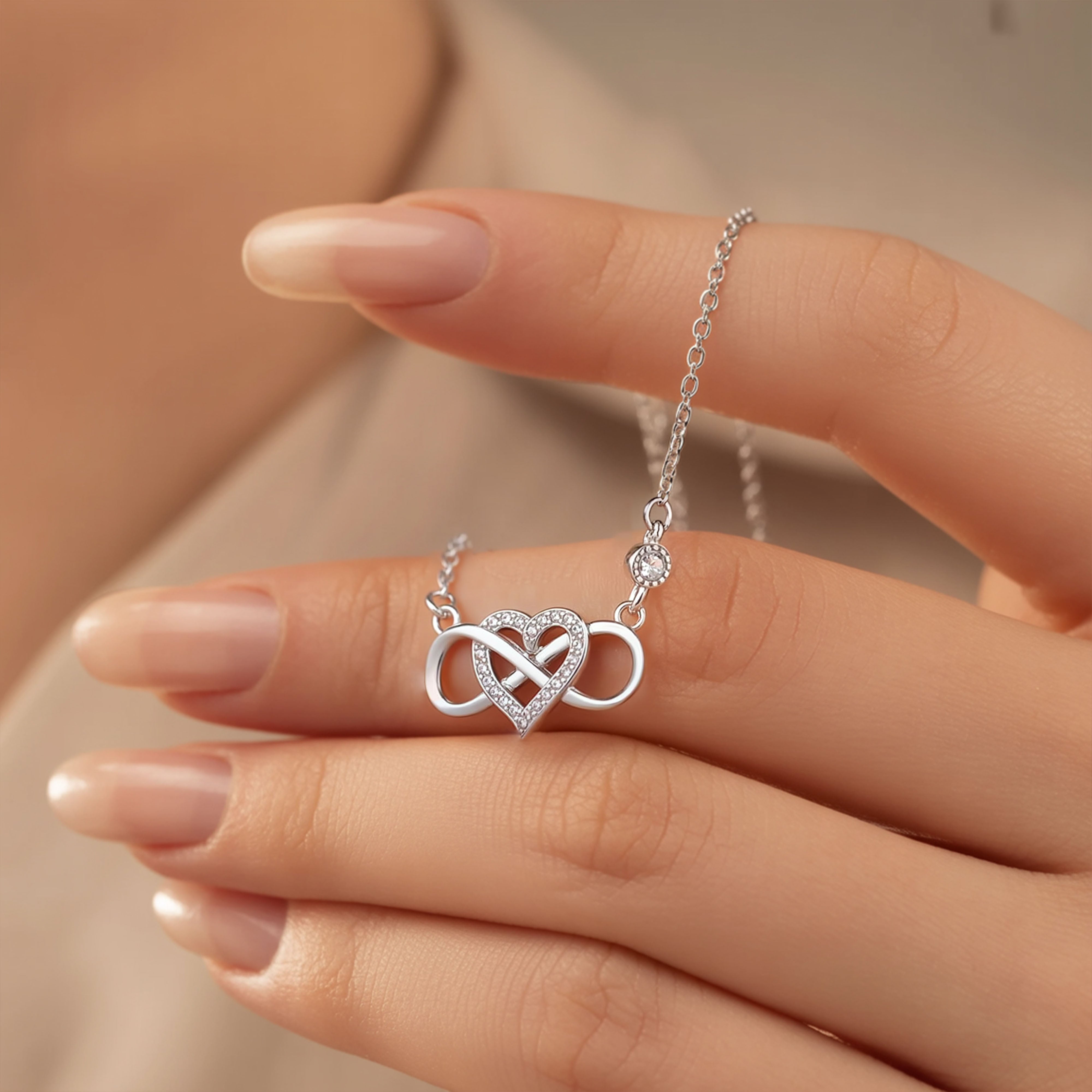 Collier Cœur Infini Diamant Éternel