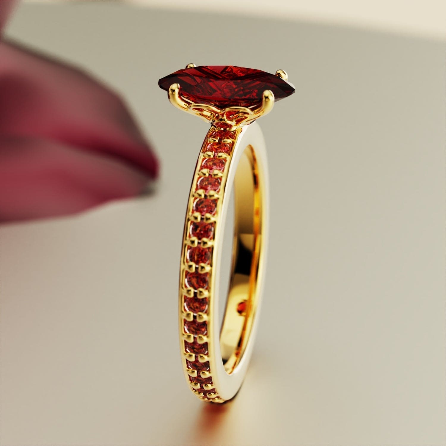 Élégance Pourpre : Bague Éternité Ovale - Vermeil Or 18K