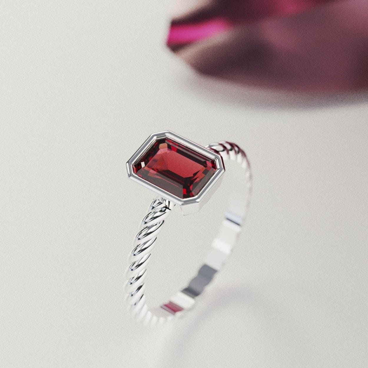 La Solitaire : Bague Grenat Taille Émeraude - Argent Sterling S925