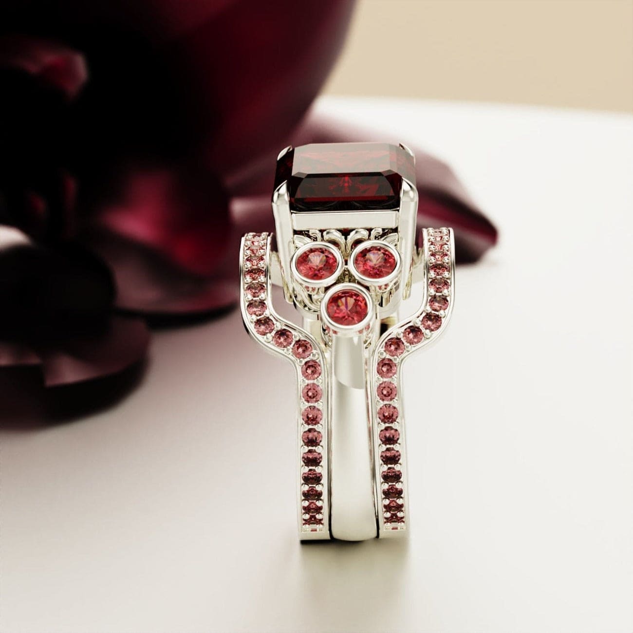 Amour Pourpre : Bague Rubis Taille Émeraude - Argent Sterling S925