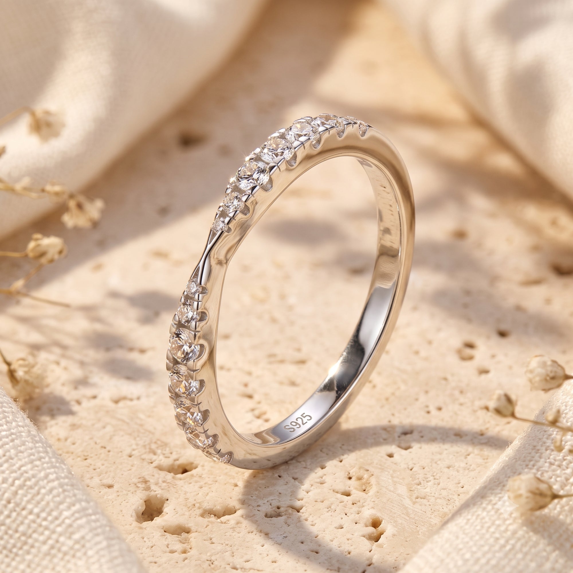 The Fleuriana Ring
