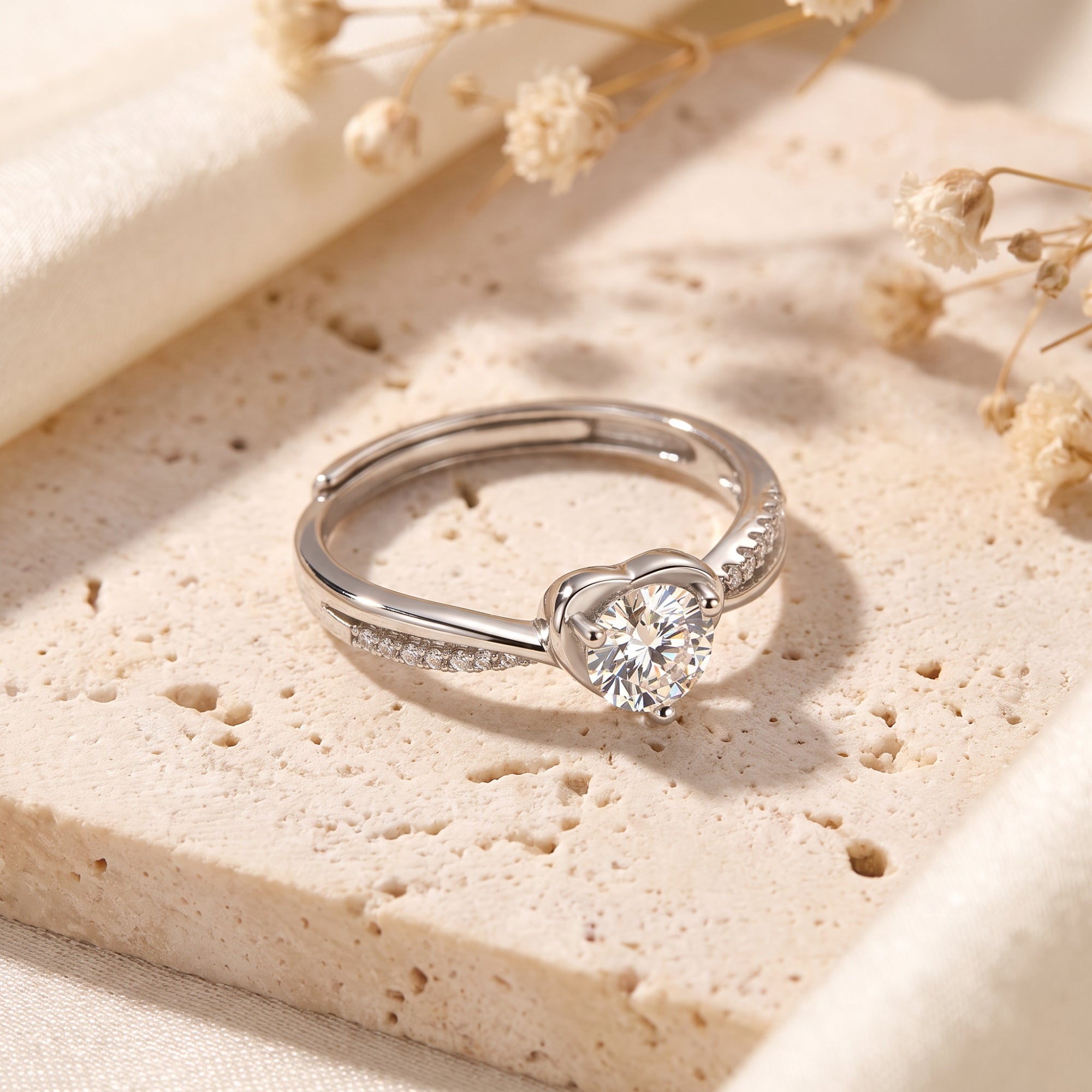 The Elianette Ring
