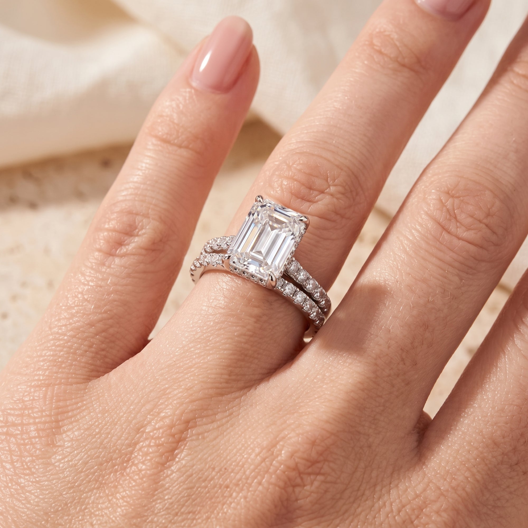 The Alaria Ring