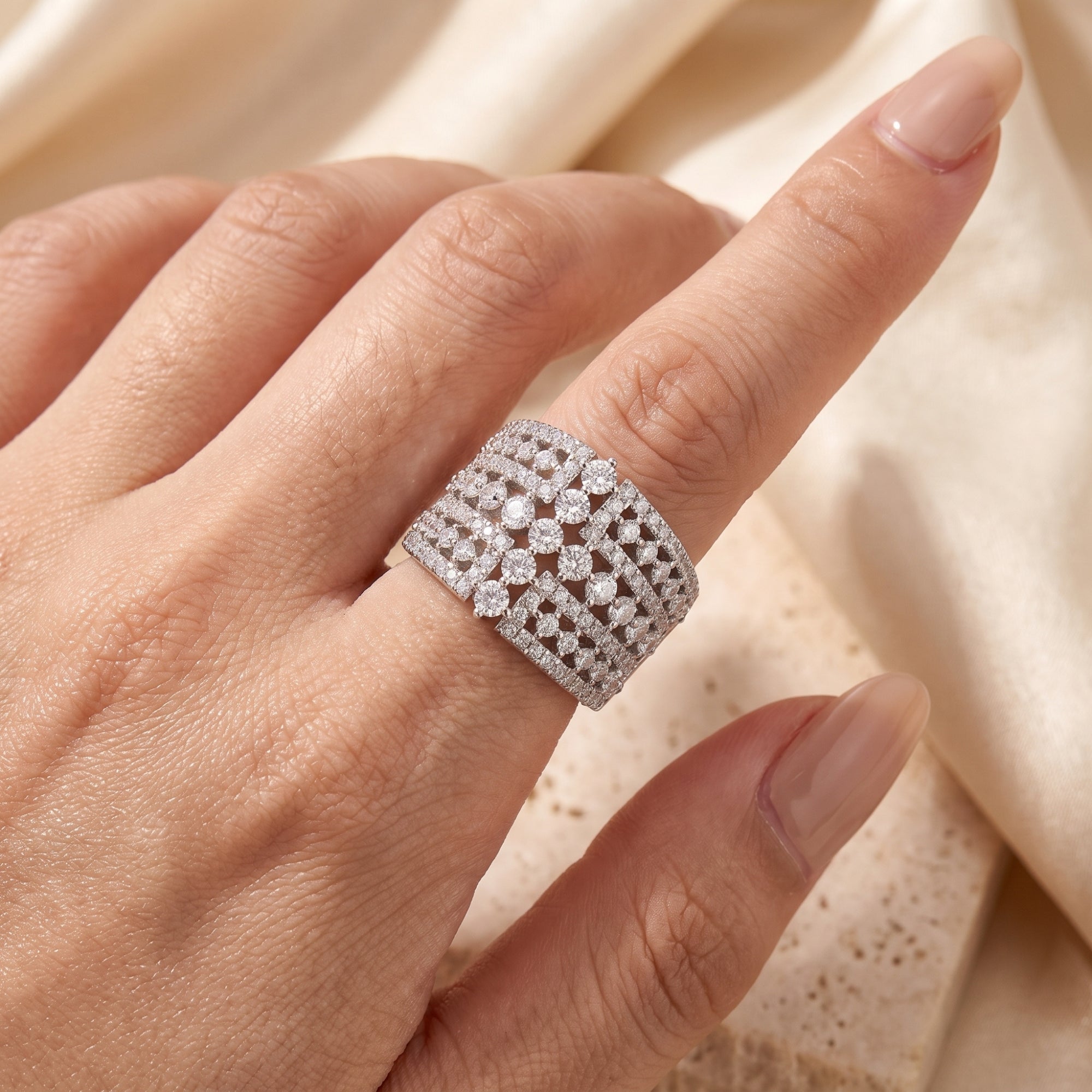 La Bague Eleonora