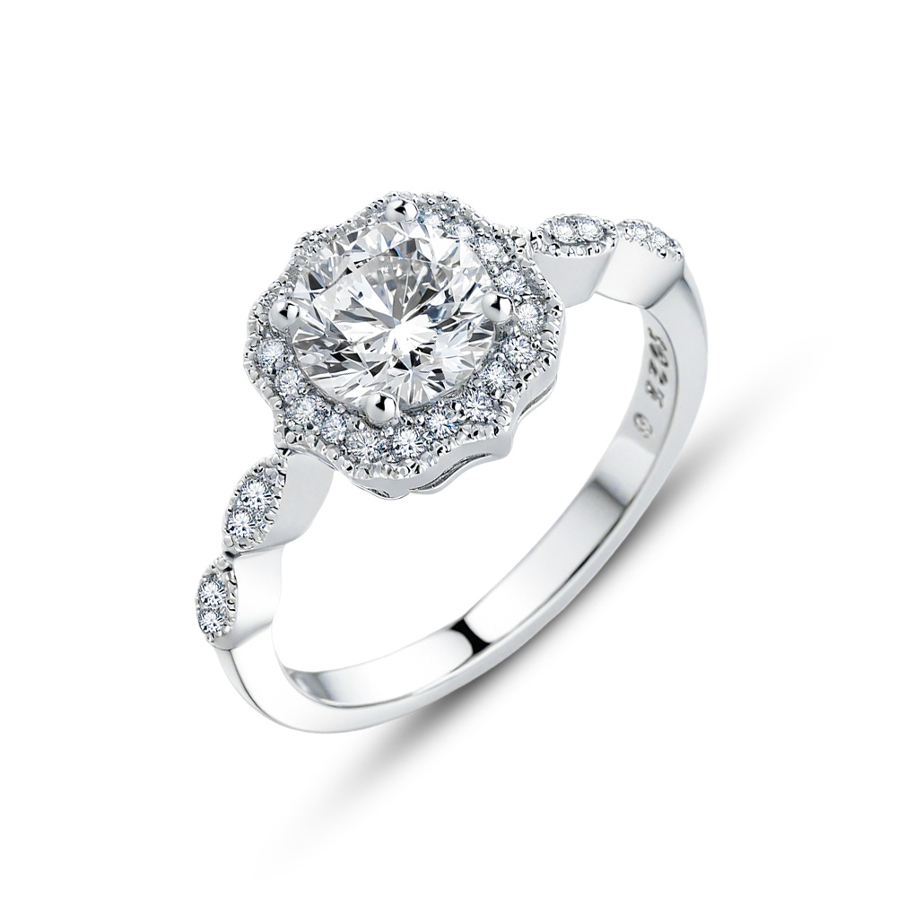 Bague Moissanite Halo Ronde Vintage