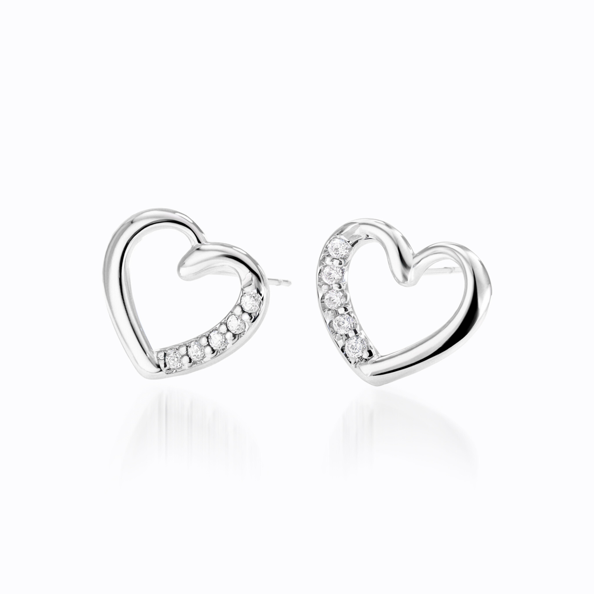 Boucles d'oreilles cœur argenté pavé diamants