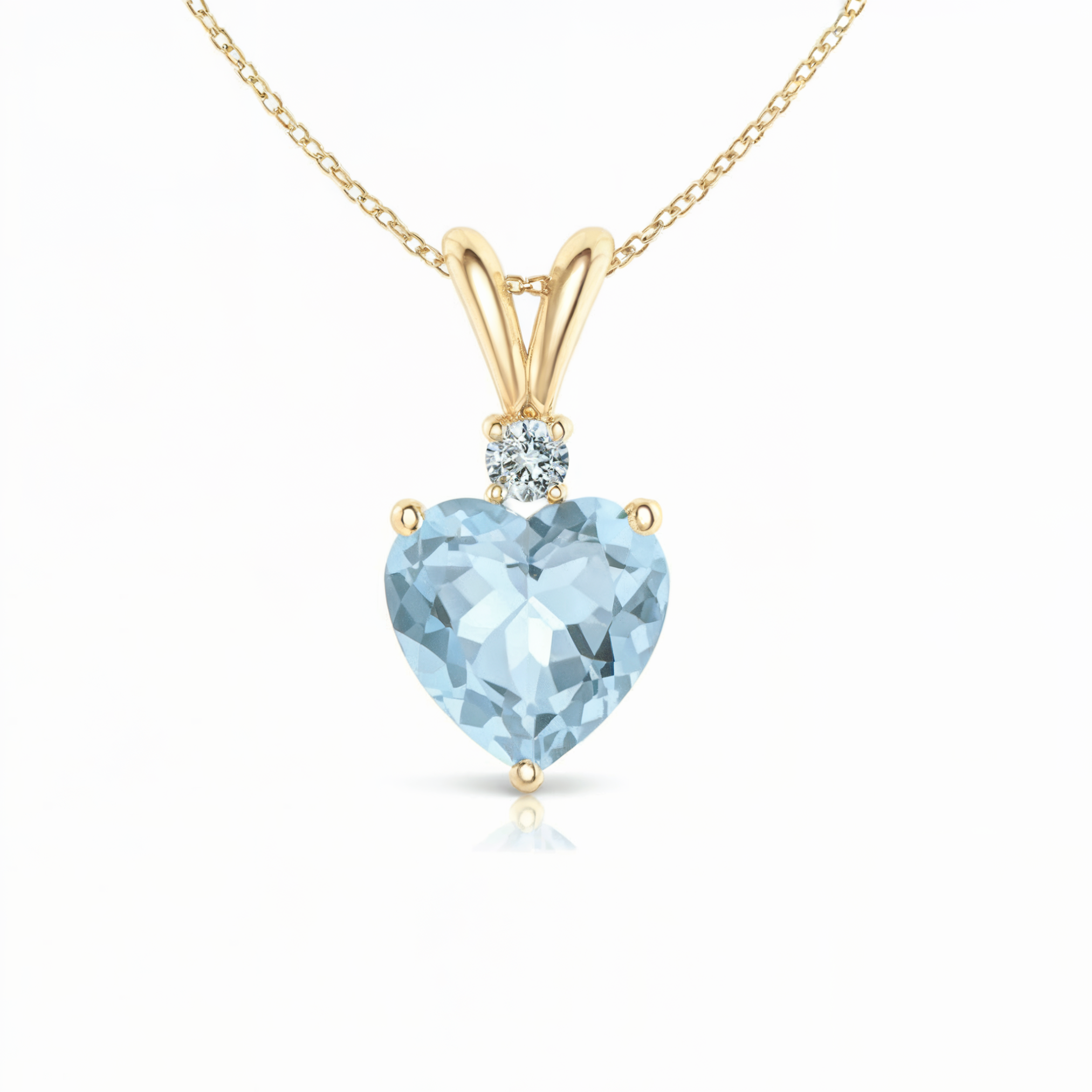 Collier en or avec aigue-marine taille cœur