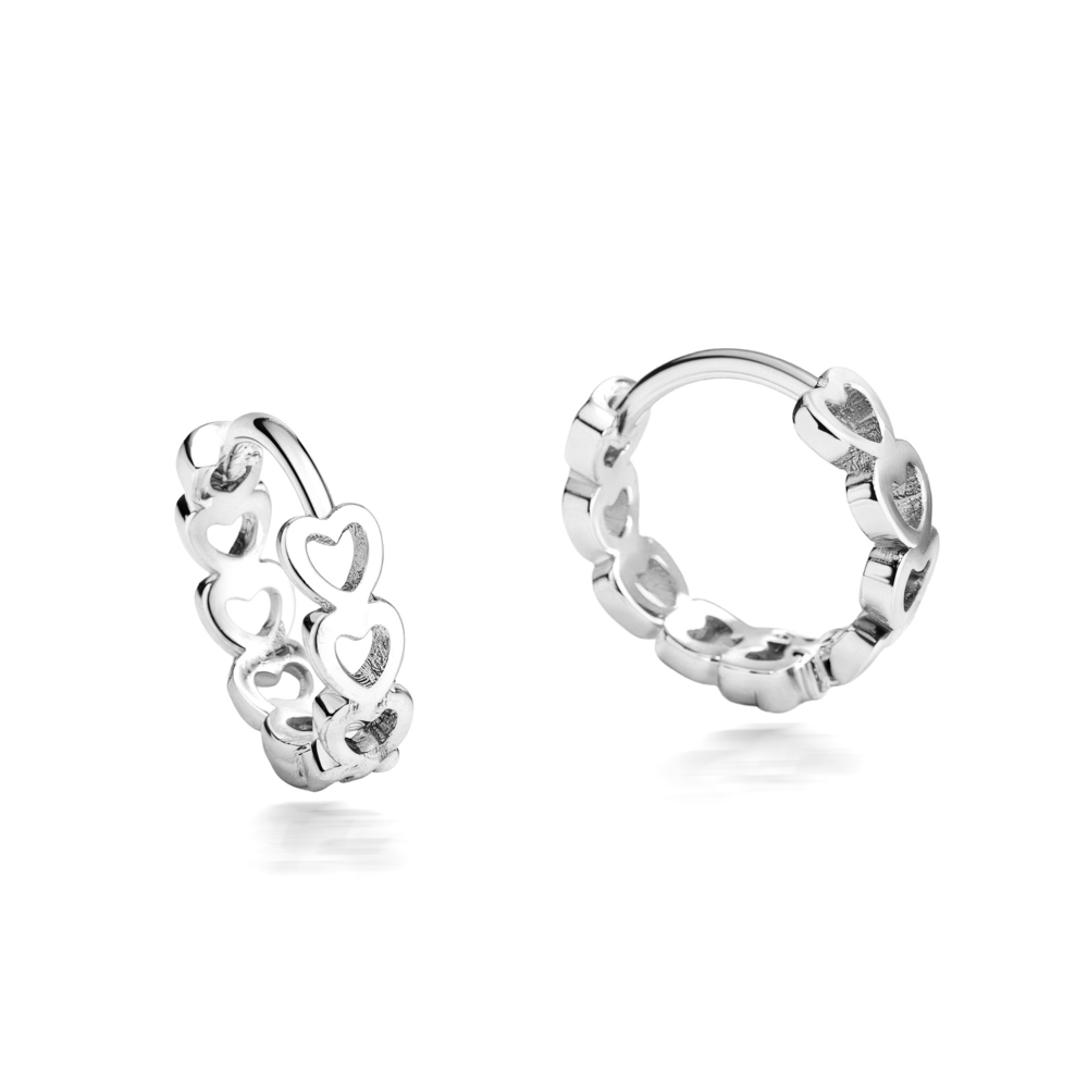 Délicates boucles d'oreilles créoles cœur