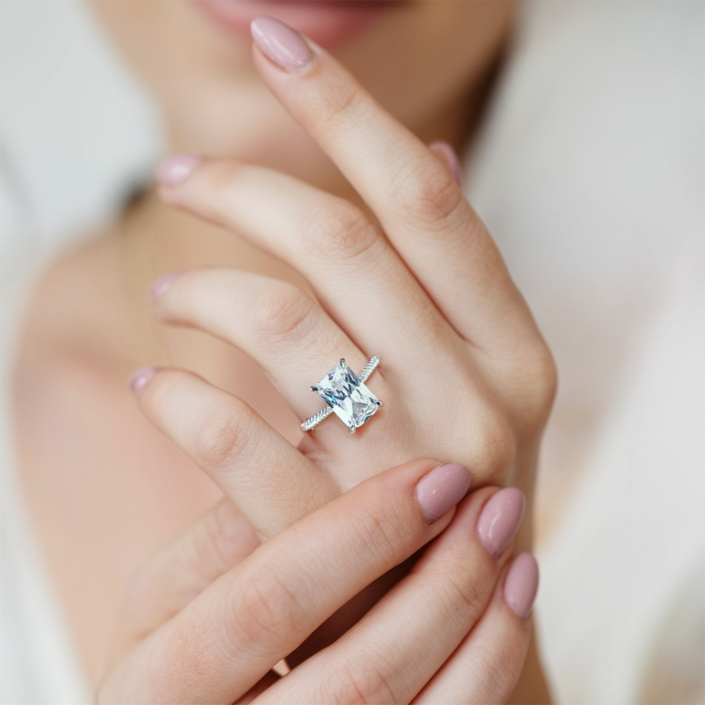Bague d'éternité Moissanite taille radiant 5CT