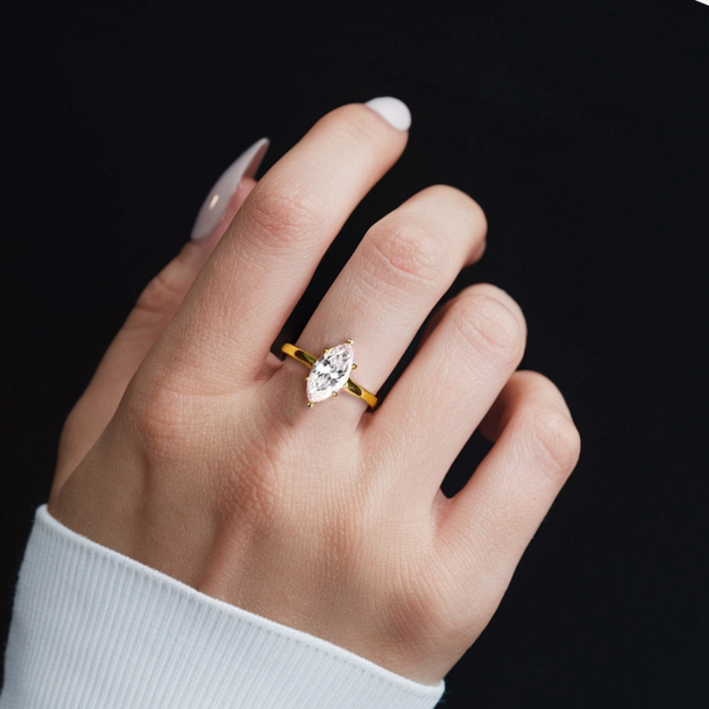 Bague Moissanite taille marquise 1CT — Vermeil Or 18K