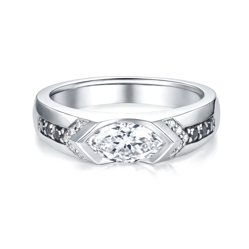 Bague Éternité Moissanite Taille Marquise Biseautée Est-Ouest