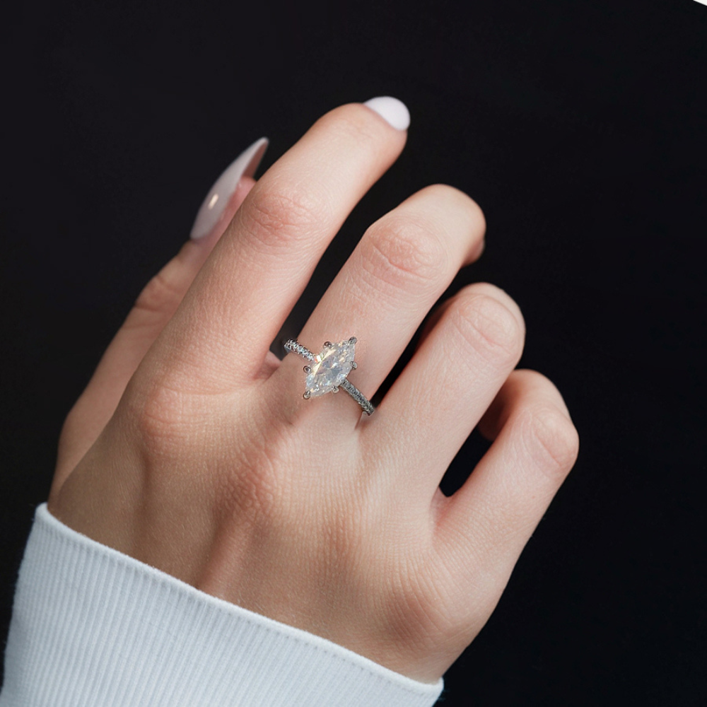 Bague éternité marquise moissanite 6 griffes