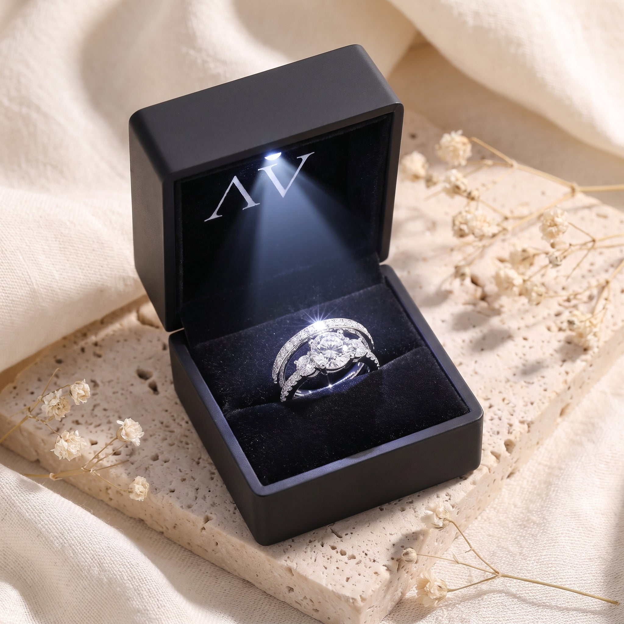YLQ4569-rings - Premium LED Gift Box Presentation