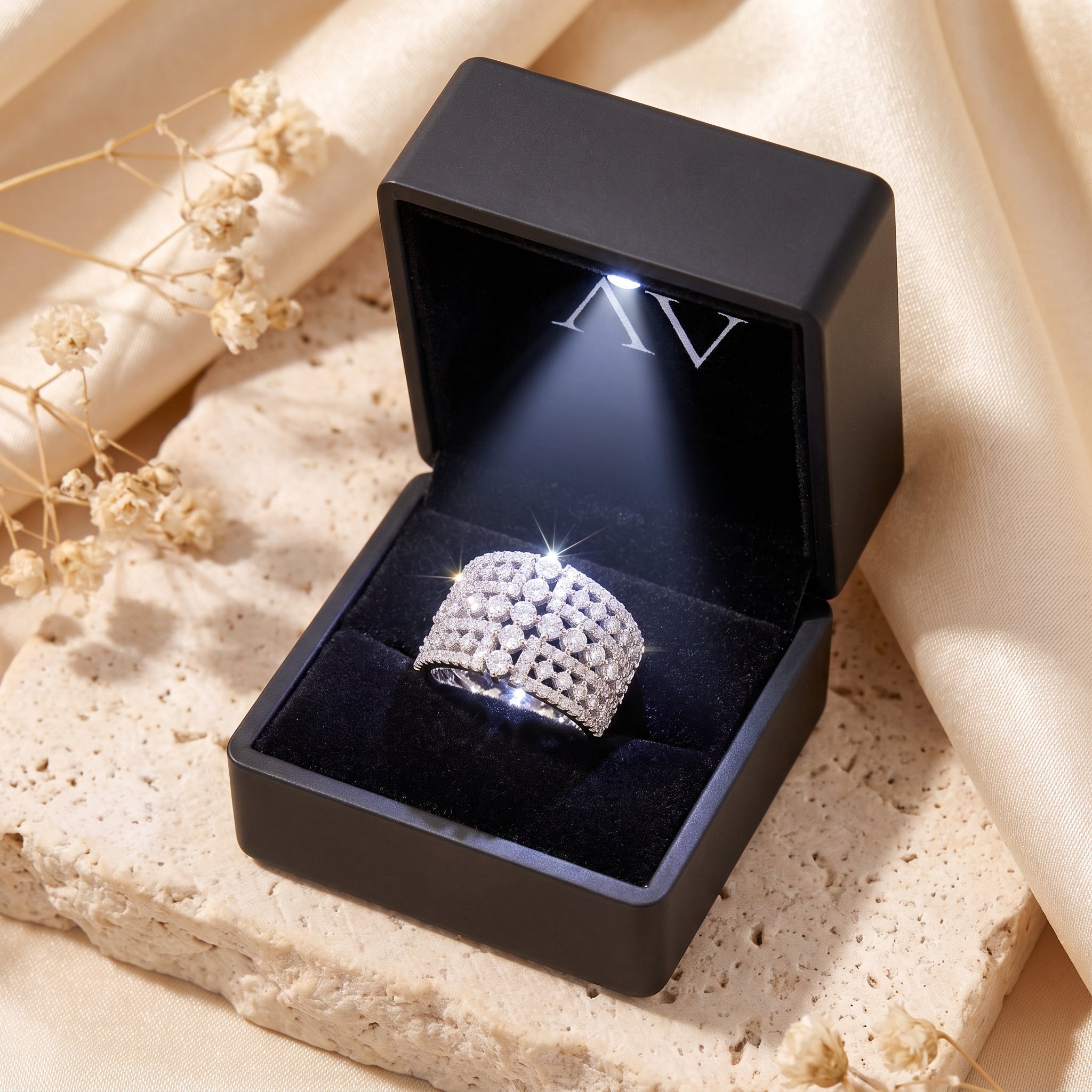 YLQ4600-rings - Premium LED Gift Box Presentation
