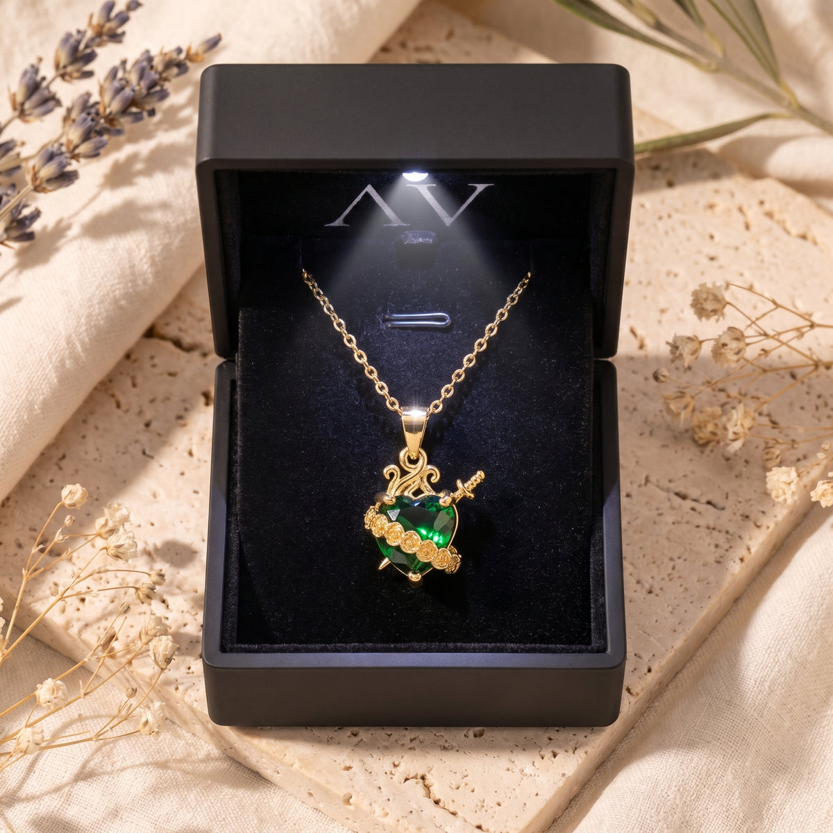 YLQ49293-NECKLACE - Premium LED Gift Box Presentation