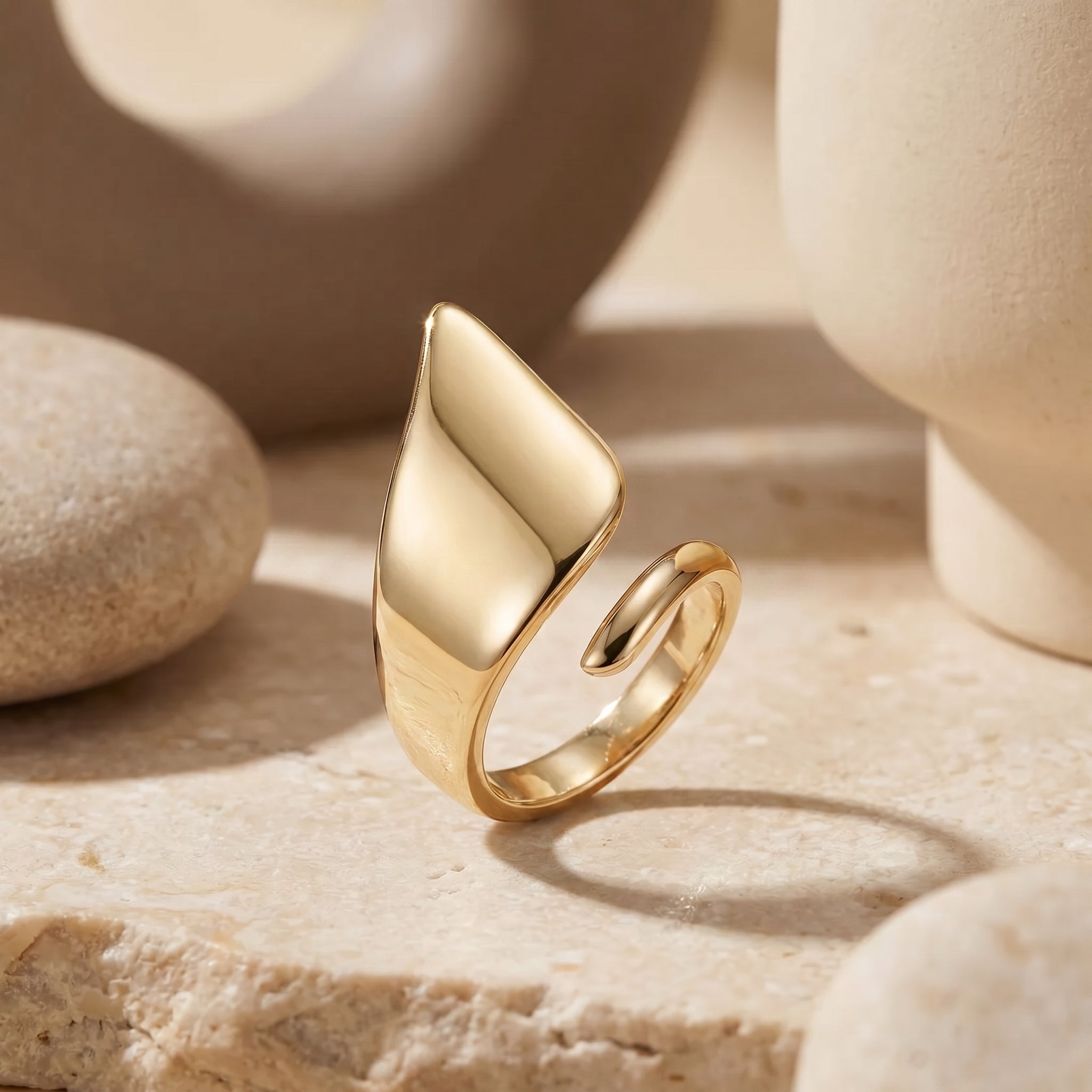 the-sovereign-ring in gold finish