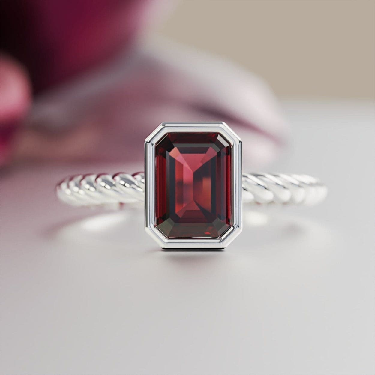 La Solitaire : Bague Rubis Taille Émeraude - Argent Sterling S925